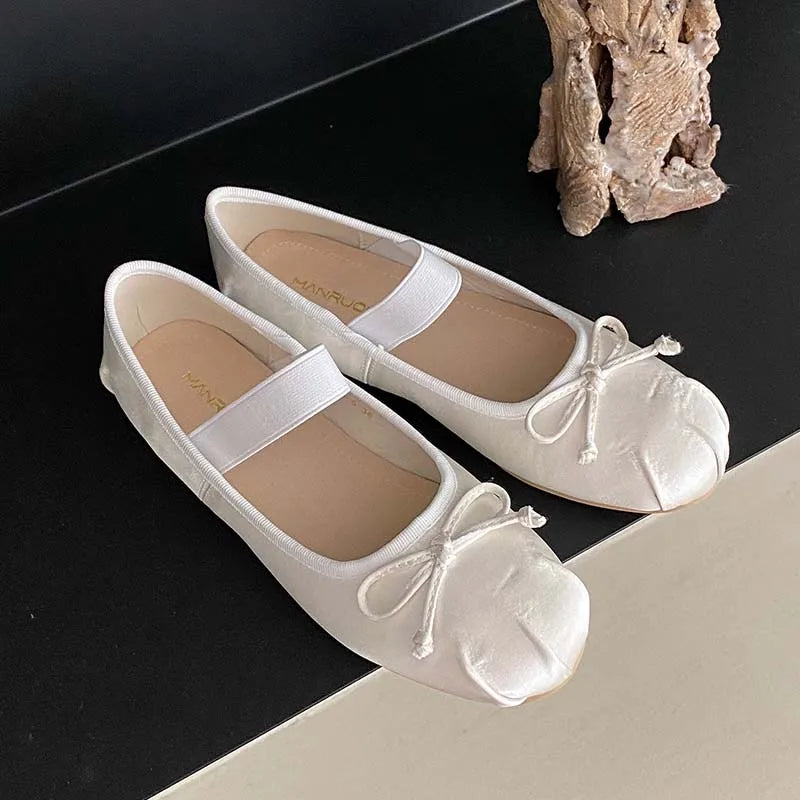 Ladies Ballet Flats New in Sandals Women Lolita Casual outside 2025 Atutmn Fashion Slides Butterfly-Knot Female Mary Jane Shoes