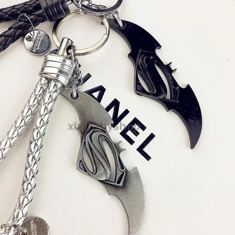 2022 New Fashion Avenger Union Keychains for Bag Key Holder Charm Hanging Pendant Car Key Chains Key Ring Women & Men